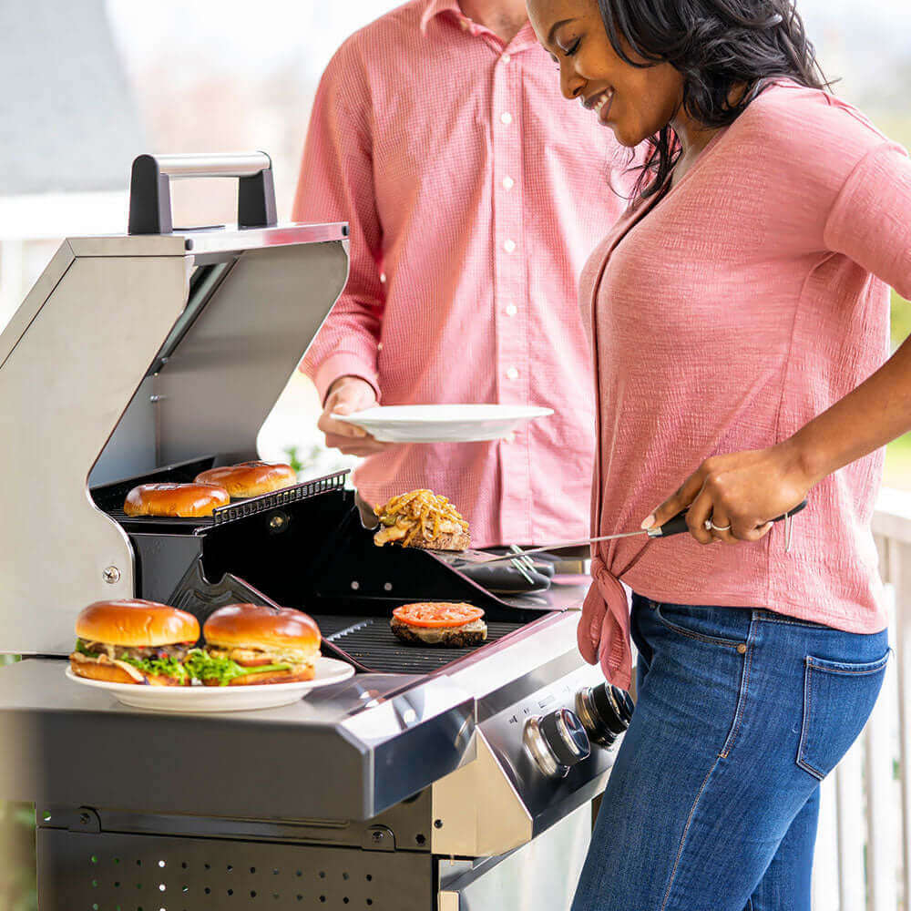 Classic 14633 | Stainless Propane Gas Grill - Image 3