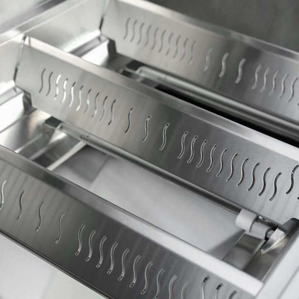Eminence 425 | Iconic Fortified Propane Gas Grill - Image 11