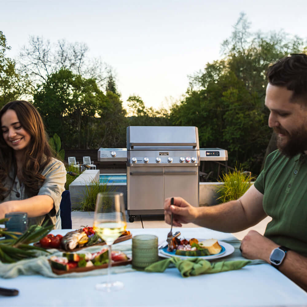 Eminence 605 | Master Power Stainless Natural/Propane Gas Grill - Image 10