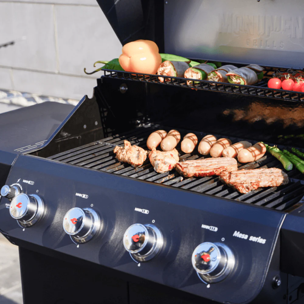 Mesa 425 | Black Propane Gas Grill - Image 9