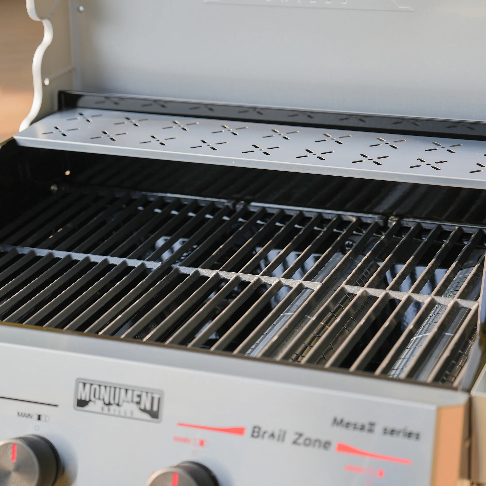 Mesa II 415BZ | Stainless Propane Gas Grill - Image 15